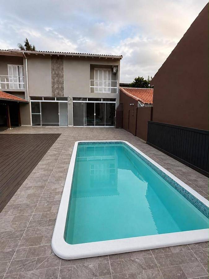 Holiday home for 15 people, with pool and garden - 1