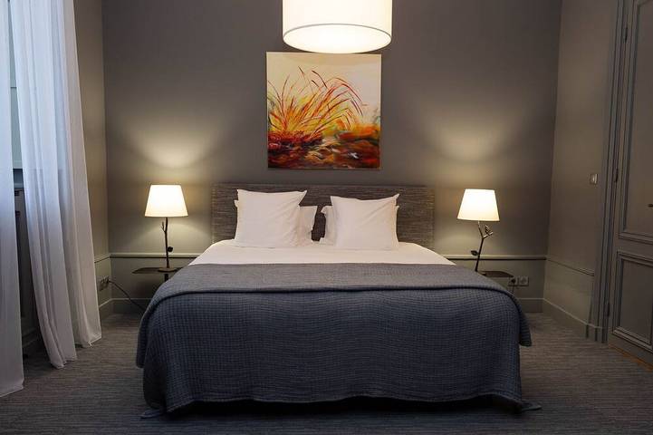 Château pour 15 personnes, avec jardin dans Saône-et-Loire - 2