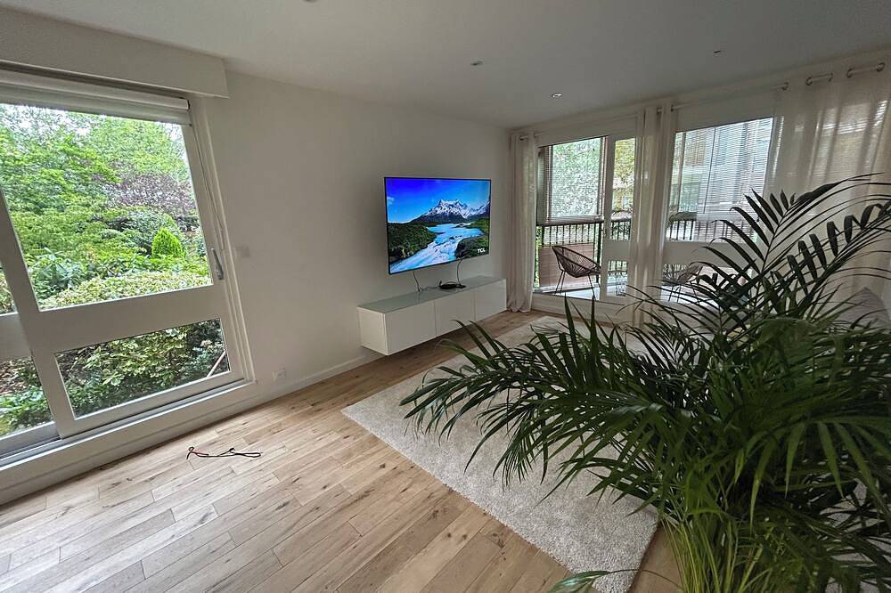 Apartamento entero, Amazing 2-bedroom apartment with Wifi close to Versailles castle, parly 2 mall  in Le Chesnay, Yvelines