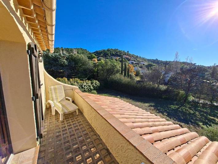 Chambre d’hôte pour 2 personnes, avec vue ainsi que piscine et jardin à Tourves - 4