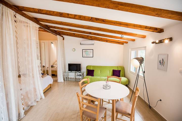 Villa für 10 Personen, mit Garten und Terrasse in Montenegro - 4