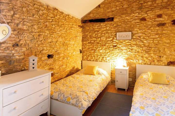 Location de vacances pour 14 personnes, avec jardin et piscine à Frayssinet-le-Gélat - 4