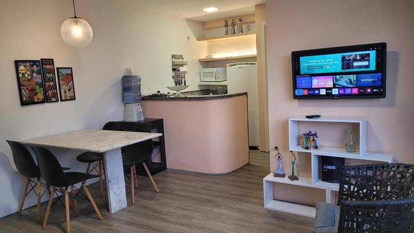 Casas e apartamentos de temporada para 4 pessoas, com vista e piscina, com animais de estimação em Pina