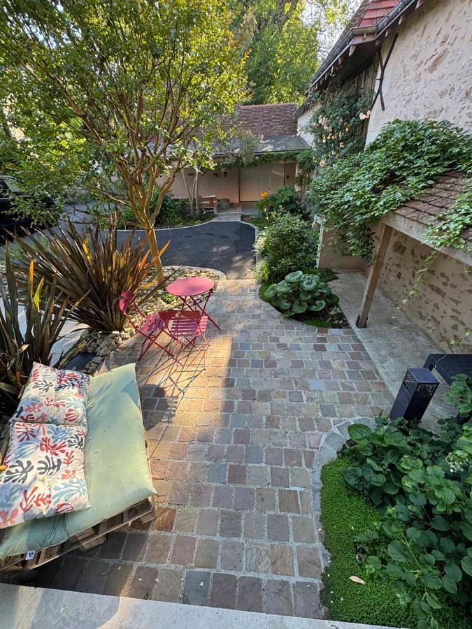 Gîte pour 2 personnes, avec terrasse à Rivarennes - 3