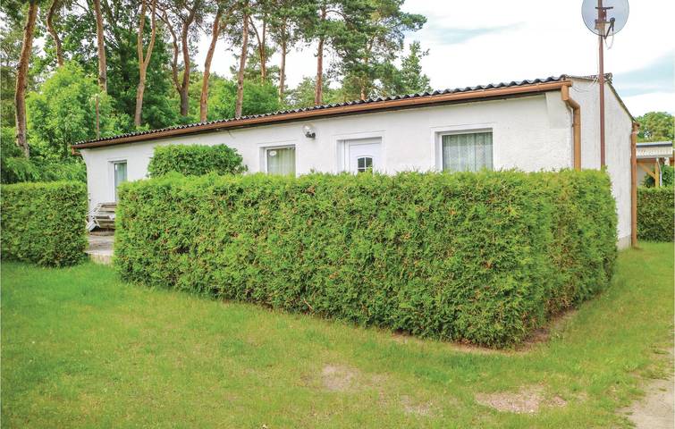 Bungalow für 4 Personen, mit Terrasse und Garten in Ueckermünde