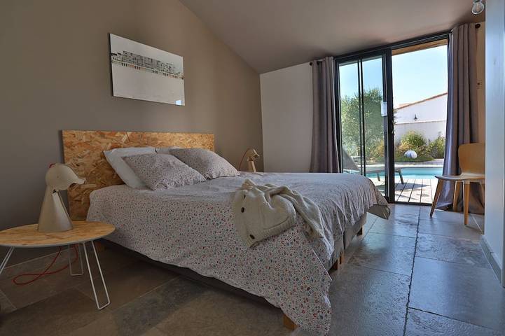 A 300 m de la plage et des restaurants, une villa neuve avec piscine chauffée in La Couarde-sur-Mer, Île de Ré