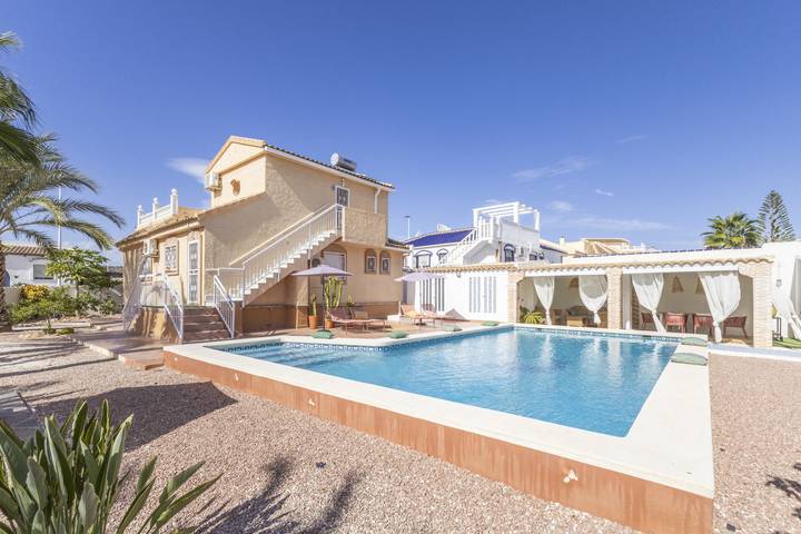 Ferienhaus für 6 Personen, mit Terrasse und Garten an der Costa Cálida - 2