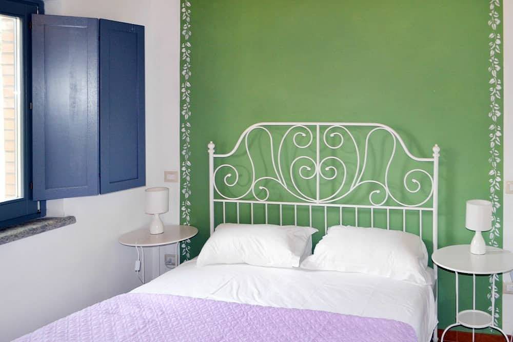 Herrliche Wohnung in einem Ferienhaus mit Pool, Tv, Terrasse, Haustiere erlaubt und Parkplatz in Bolsena, Viterbo Provinz