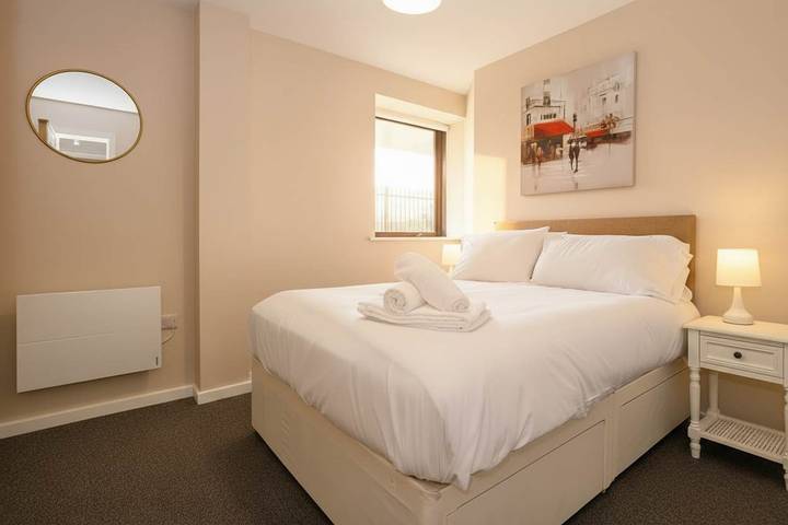 Apartment for 3 people in Salford