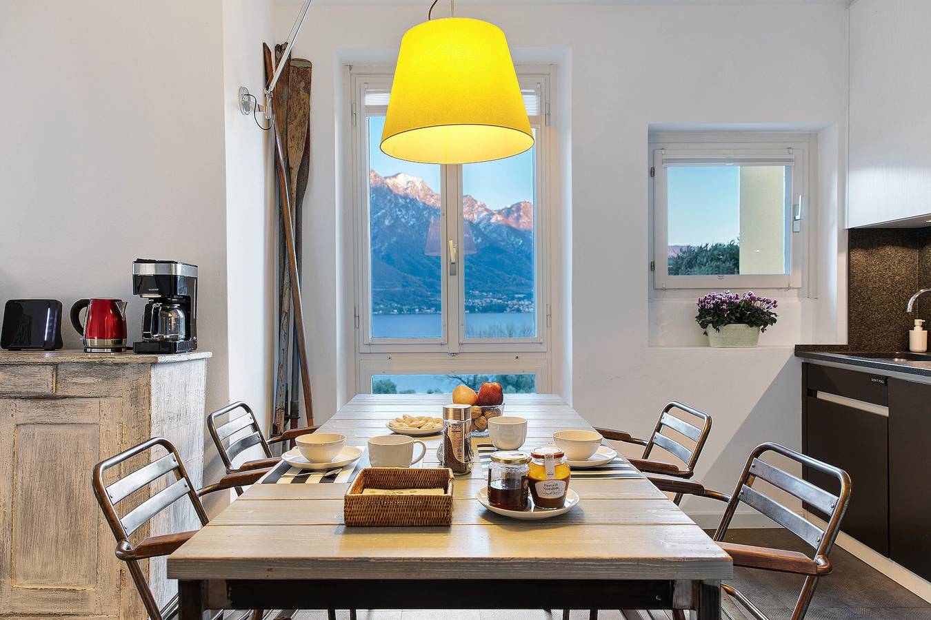 Apartamento entero, Apartamento 'Charming Lake View' con vistas al lago, Wi-Fi y aire acondicionado in Bellagio, Municipio de Bellagio
