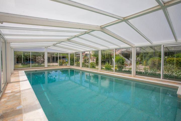 Gîte pour 7 personnes, avec Balcon et Jardin à Méounes-lès-Montrieux