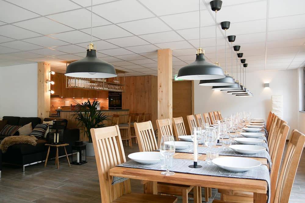 Stettli resort - hochwertiges Haus «tgiesa solaria» für bis zu 30 Gäste in Churwalden, Plessur Alpen