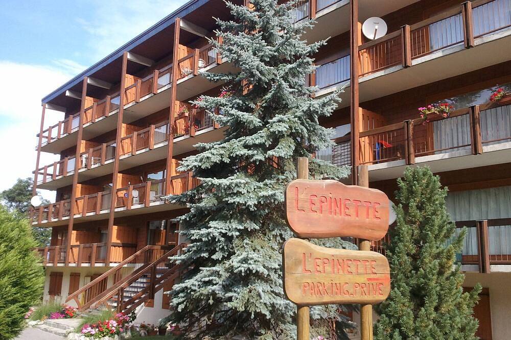 Apartamento entero, Courchevel Le Praz - Esquí a pie - Vista y luz in Le Praz, Saint-Bon-Tarentaise