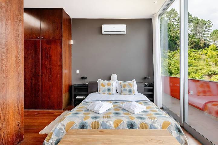 Casa Keam is a peaceful private retreat set in the hills of Santana in Ilha (Santana), Madeira