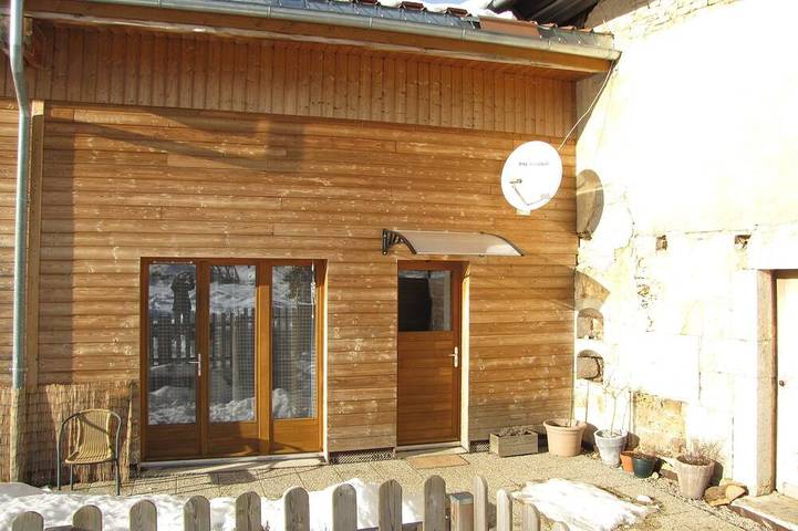 Location de vacances pour 5 personnes, animaux acceptés à Les Chalesmes