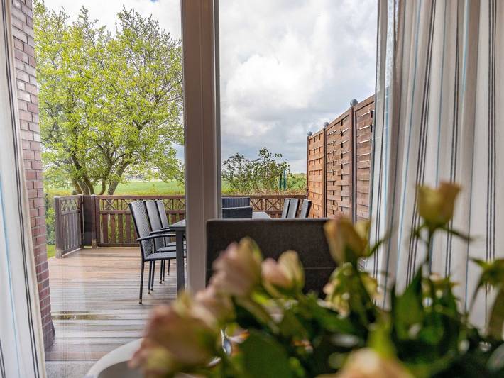 Ferienwohnung für 10 Personen, mit Garten und Balkon sowie Ausblick, kinderfreundlich in Schillig - 2