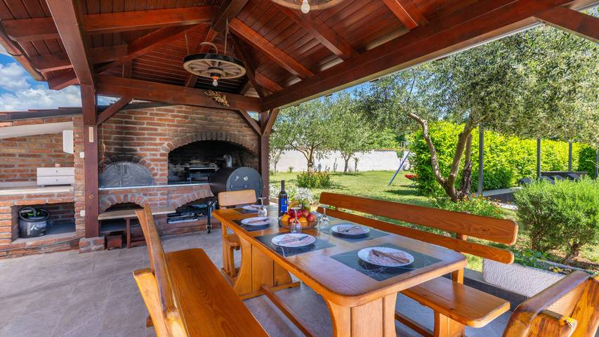Villa pour 10 personnes à Loborika - 2