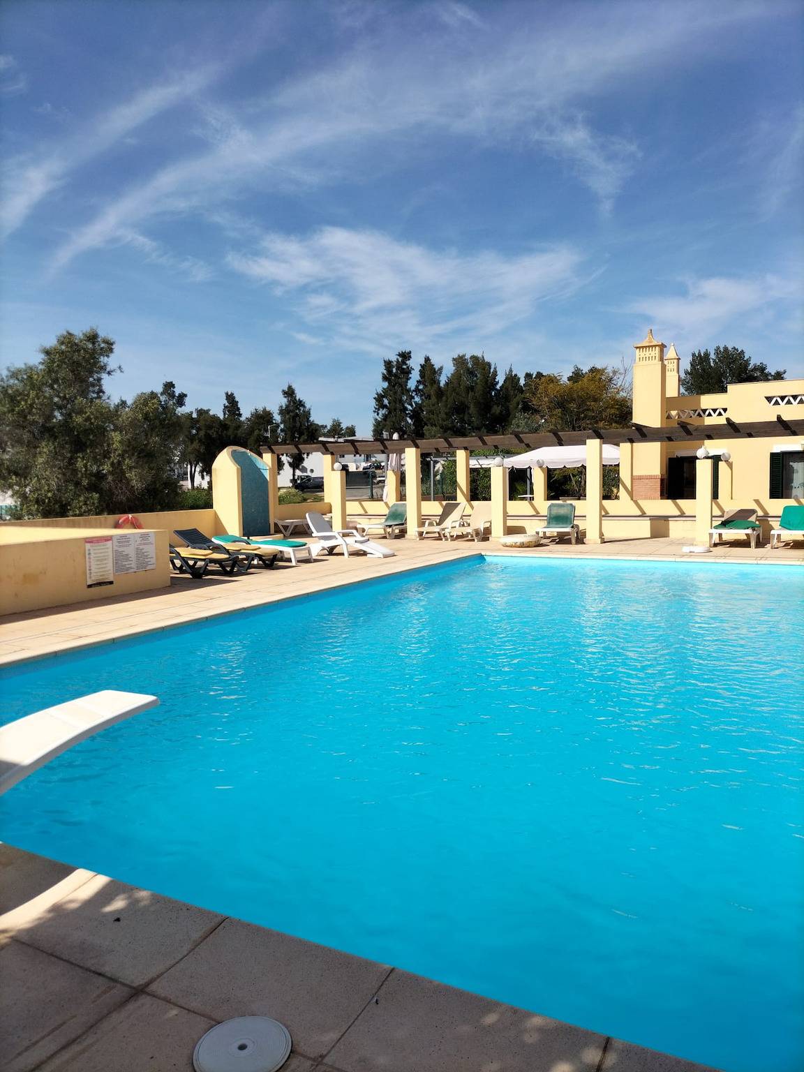 Entire apartment, T2 Vila Bairos A/C Piscina e Garagem Vilamoura in Quarteira, Faro District