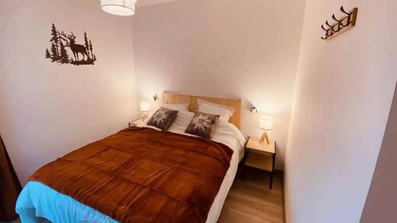 Entire holiday apartment, Ferienwohnung für 6 Personen (65 m²) in Saint-Jean-de-Maurienne in Saint-Jean-de-Maurienne, Saint-Jean-de-Maurienne region
