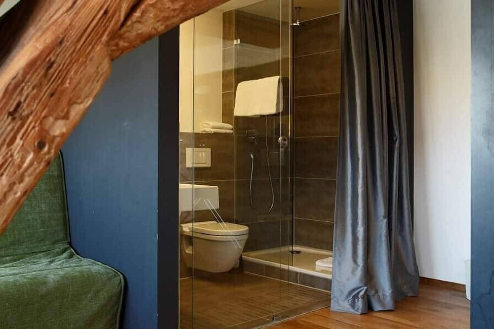 Ganze Wohnung, Standard-Doppelzimmer in Heitersheim, Südschwarzwald