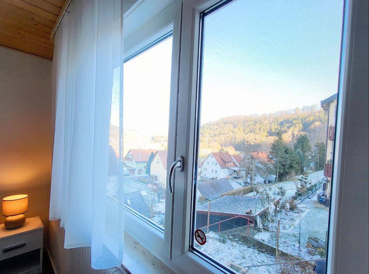 Privates Zimmer in Unterkunft mit Glatttal Blick in Wasserschloss Nähe in Sulz am Neckar, Forêt-Noire centrale