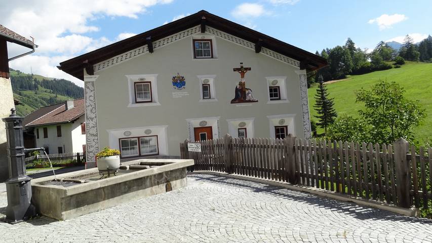 Ganze Ferienwohnung, Ferienwohnung Chasa Quadra - 3 Personen / 3.5 Zimmer / Schlafzimmer in Tarasp, Unterengadin