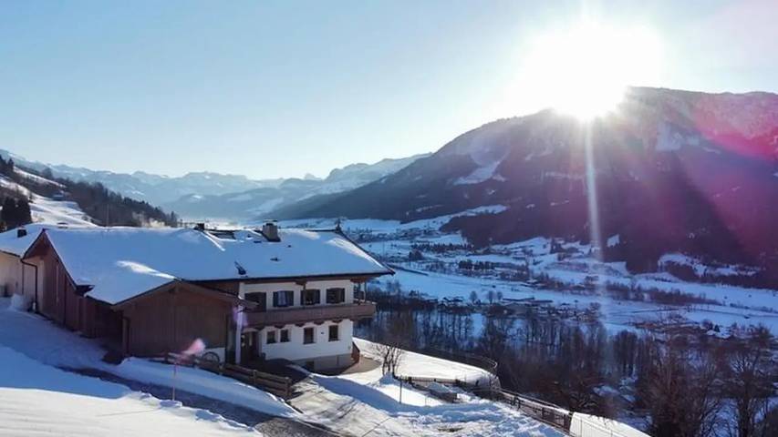 Bauernhof für 10 Personen, mit Garten und Terrasse