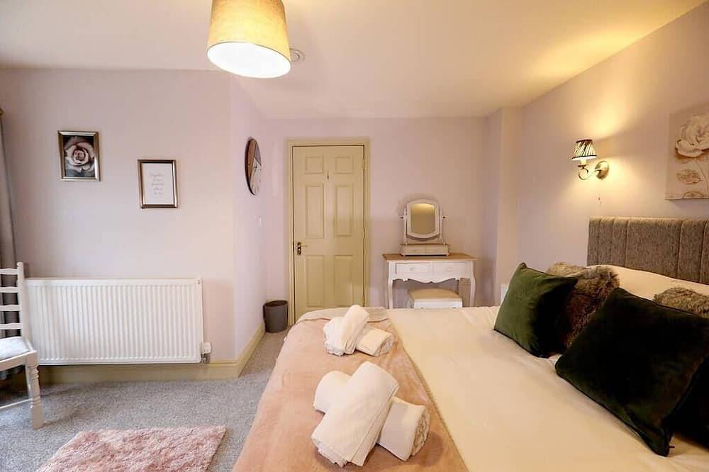 4Br Elegant Stay | Golden Triangle | Parking in Norwich, Norfolk