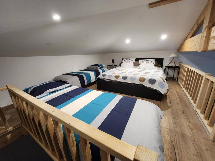 Location de vacances pour 6 personnes, avec terrasse et vue à Saint-Magne-de-Castillon - 2