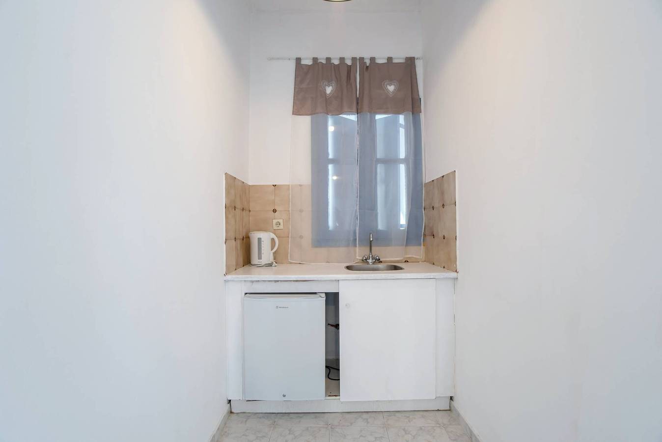 Economy Double 2 Kamer met Balkon en Airconditioning, foto 14