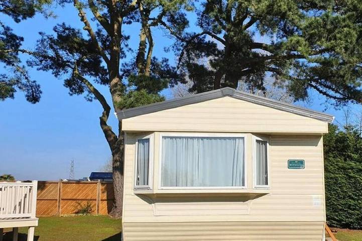 Static caravan for 8 people in Poole