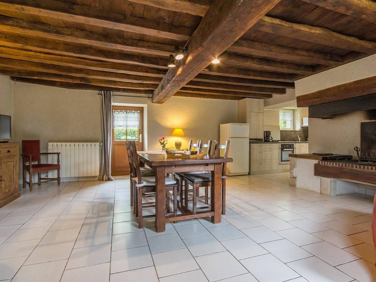 Charming independent house near Nevers in Beaumont-Sardolles, Nièvre