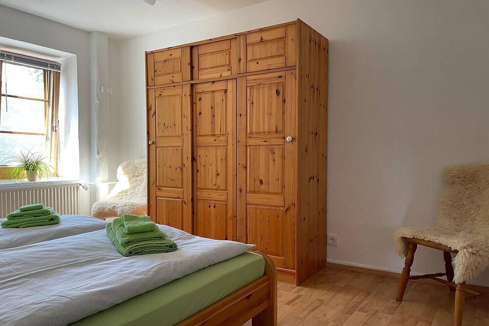 Ganze Wohnung, Krusenhagen Apartment mit Garten in Krusenhagen, Neuburg