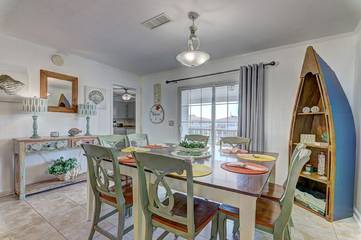 Beach Rental for 10 Guests in North Myrtle Beach, Grand Strand, Picture 3