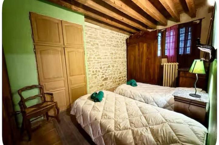 Location de vacances pour 16 personnes, avec piscine et jacuzzi à Aimargues - 2