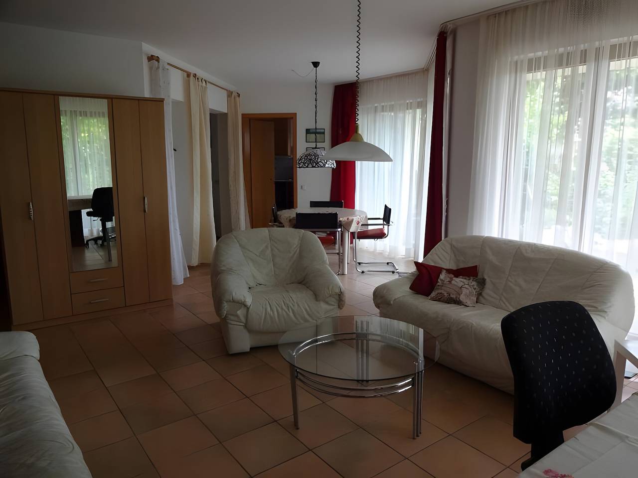 Ganze Wohnung, Ferienwohnung Reblaube Eg – private Terrasse und Wlan in Radolfzell, Radolfzell am Bodensee