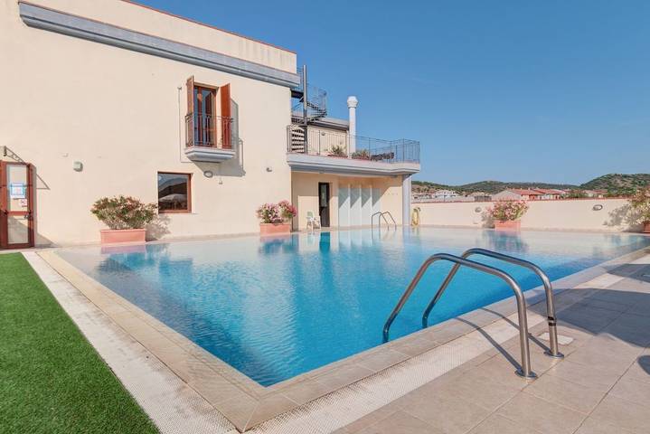Gîte pour 4 personnes, avec balcon/terrasse et piscine à Villasimius - 3