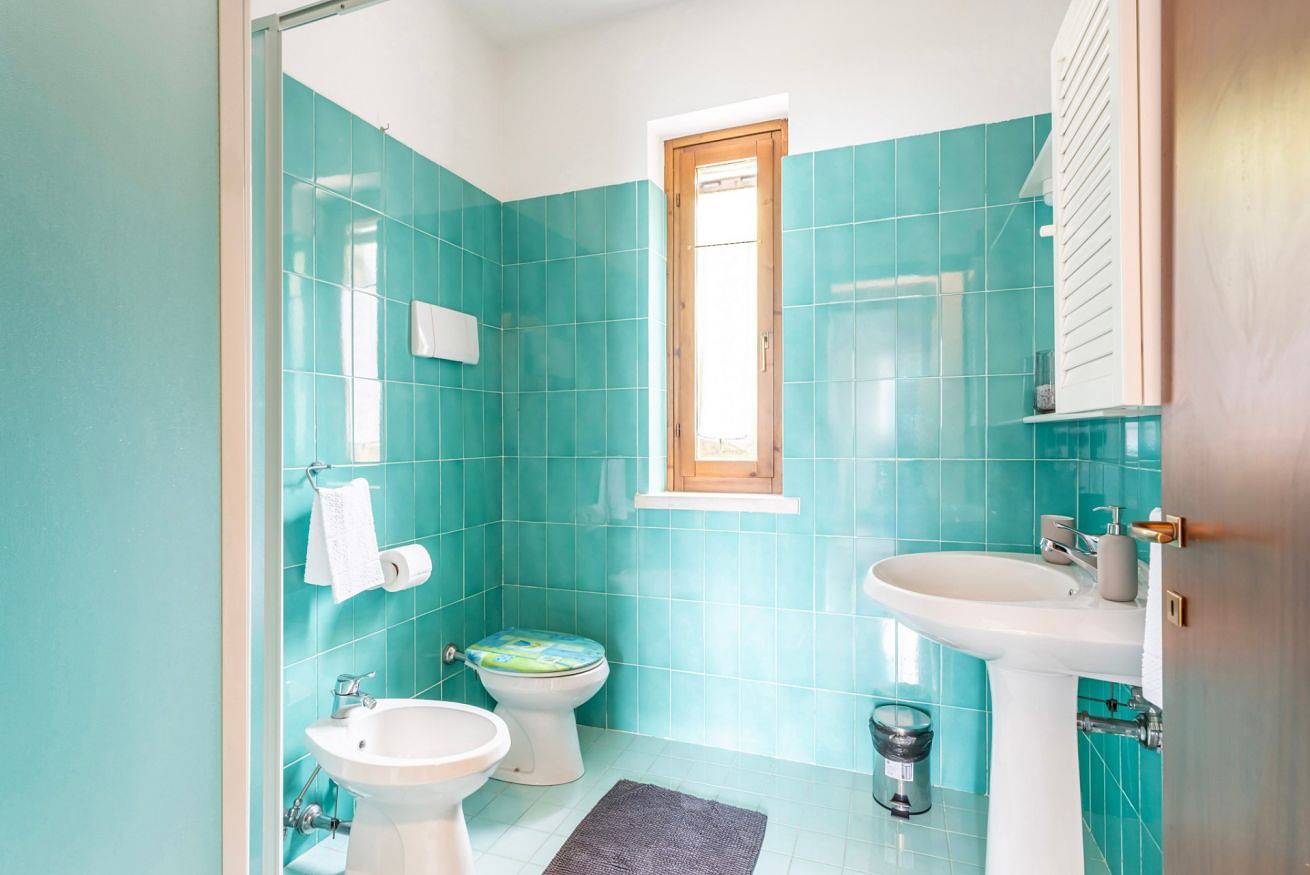 Ganze Wohnung, Ferienwohnung für 3 Personen mit Garten in Castelletto di Brenzone, Brenzone