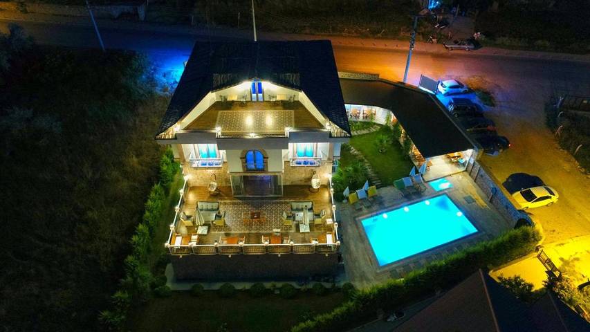 Hôtel pour 2 personnes, avec piscine ainsi que jardin et vue