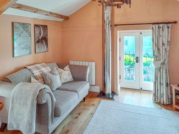 Holiday Home for 2 People in Cumbria, North West England, Photo 3