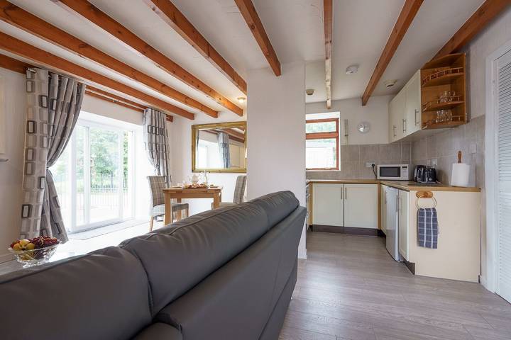 Gîte pour 2 personnes, avec piscine et terrasse dans Écosse - 2