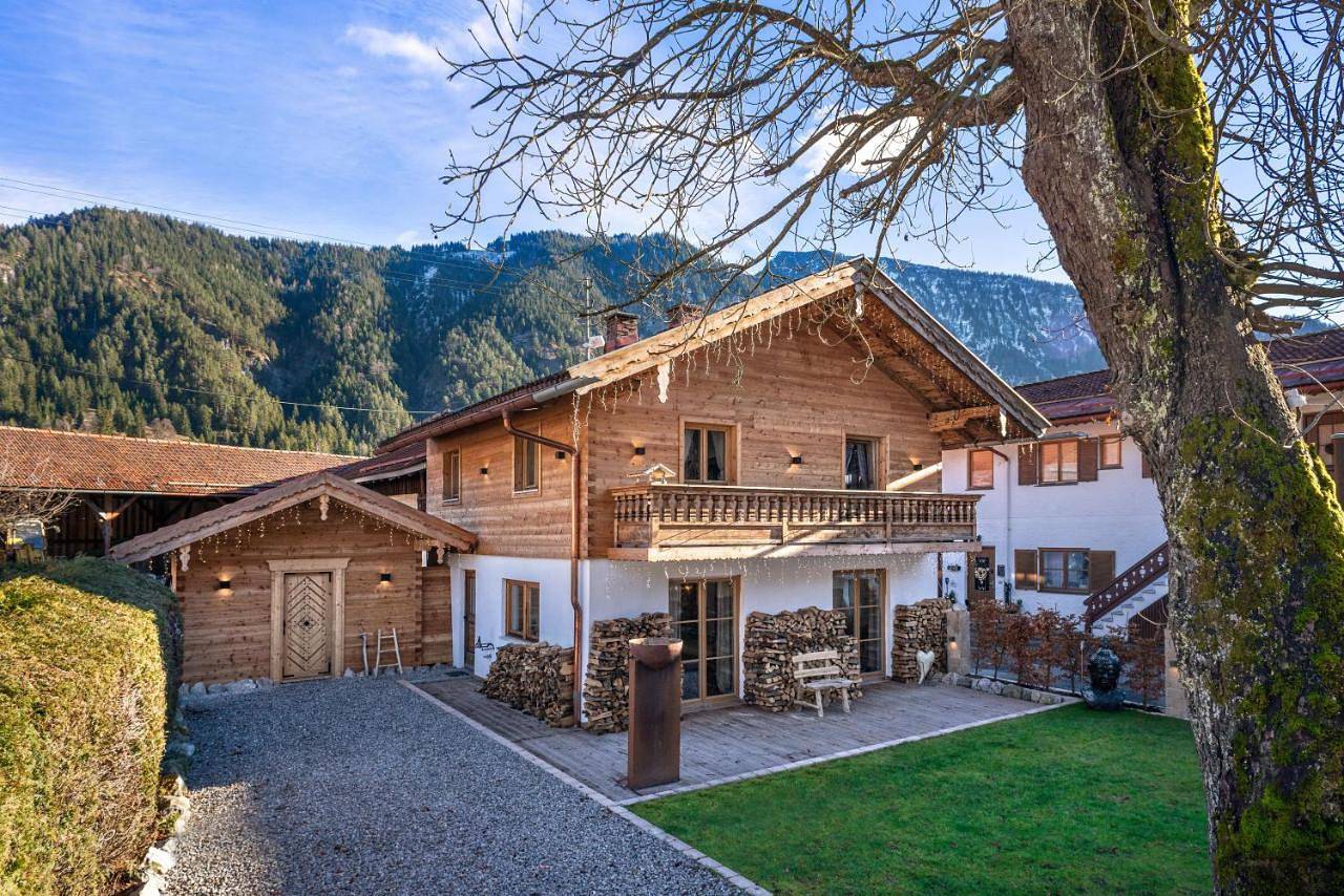 Exklusives Alpenchalet mit Jacuzzi & Sauna für bis zu 14 Personen in Sudelfeld, Bayrischzell