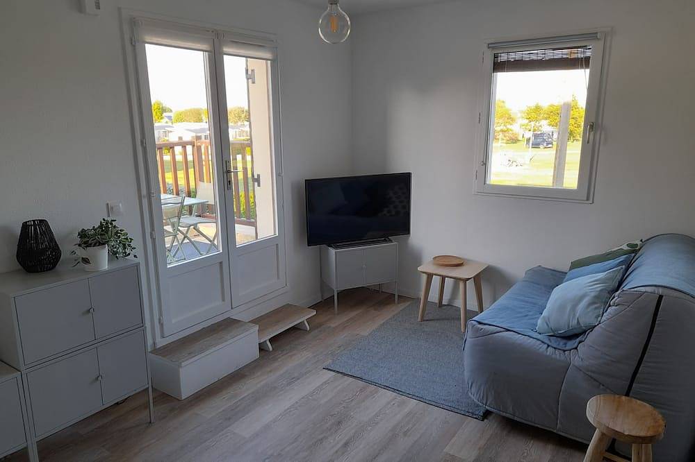 Entire apartment, Cosy new apartment 300m from the sea in Merville-Franceville-Plage, Caen region