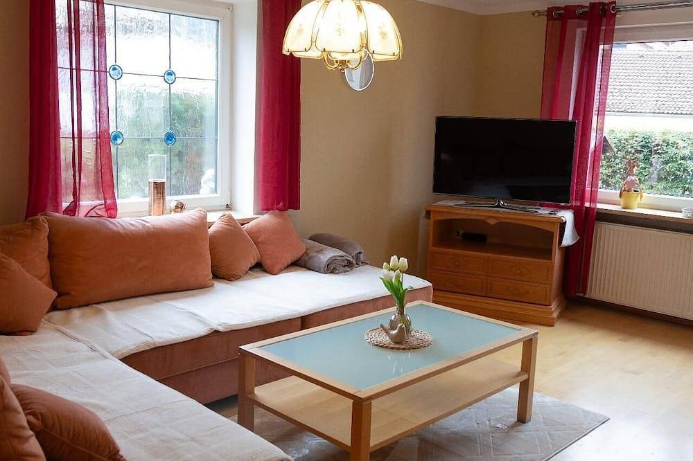 Ganze Wohnung, Moderne Ferienwohnung (75qm) mit zwei Schlafzimmer in Essing, Altmühltal