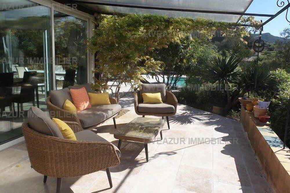 Very nice characterful house overflow pool air co pour 8 in Le Castellet, Toulon region