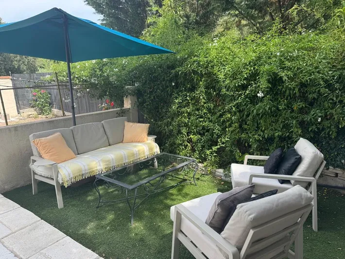 Villa für 4 Personen, mit Ausblick und Garten - 1