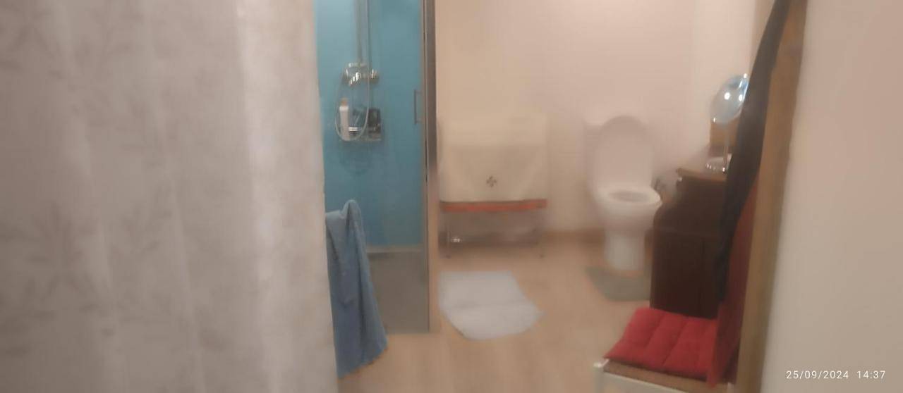 Appartement entier, Maison de village de plain pied sur jardin arboré in Laparade, Région de Marmande