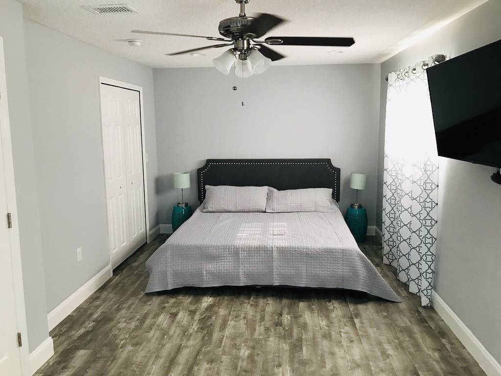 Strandhaus mit Pool - 5 Minuten zu Fuß zum Strand in Canova Beach, Indian Harbour Beach