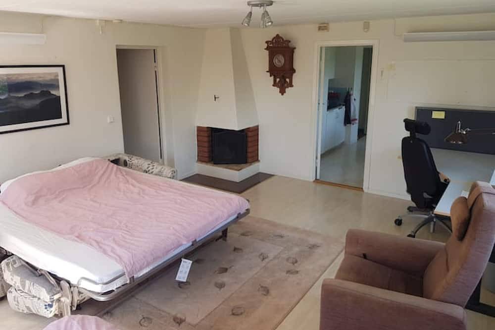 Ganze Wohnung, Apartment close to Gothenborg city center and nature. Free parking & fast wifi. in Mölndal, Västergötland