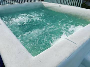 Gîte pour 4 personnes, avec vue ainsi que terrasse et piscine dans Specchiolla